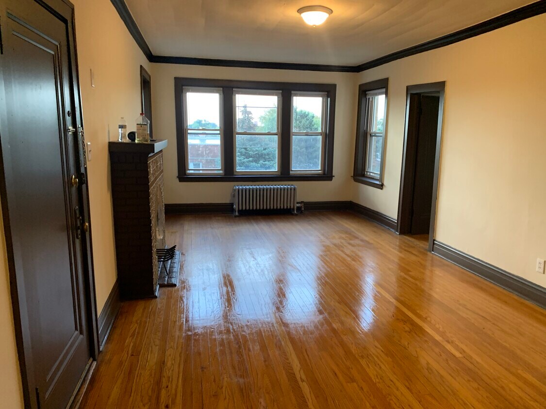 1938 S 51st Ave Unit 3, Cicero, IL 60804 Apartments in Cicero, IL