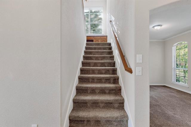 Building Photo - 1423 Red Wolf Dr