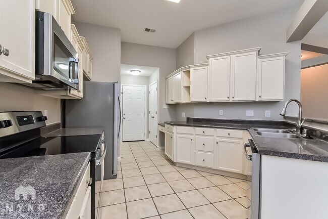 Building Photo - 7716 Meadow Ridge Ln