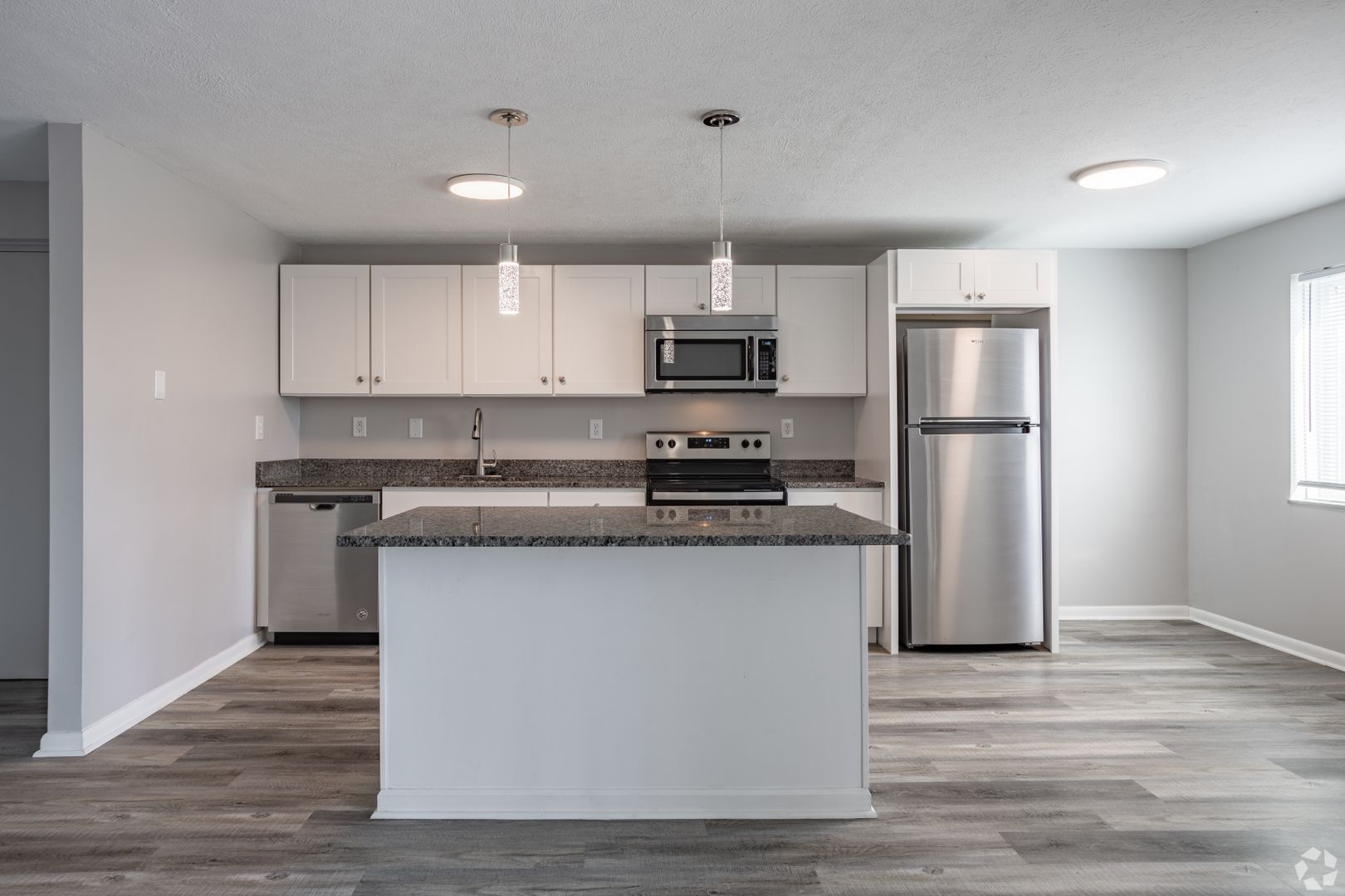 Claridge House Apartments – photo 3