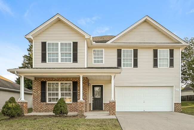 Building Photo - 805 General Barksdale Dr