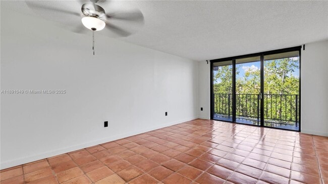Foto del edificio - 13000 SW 92nd Ave