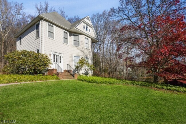 Building Photo - 46 Schooleys Mountain Rd