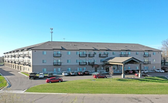 Crest View Village Apartments, LLC - Apartments in Saint Cloud, MN ...