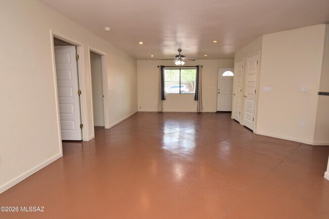 Foto del edificio - 203 S Cherry Ave
