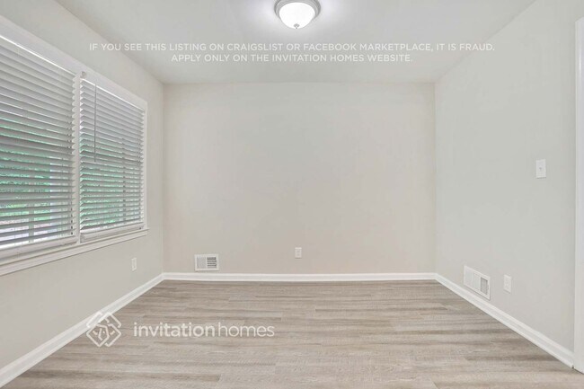 Building Photo - 4953 Rockbridge Rd SW