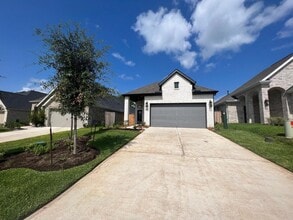 Building Photo - 329 Rise Ln
