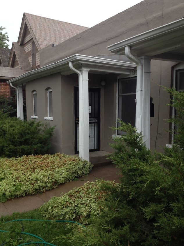 Primary Photo - 146 W Cedar Ave