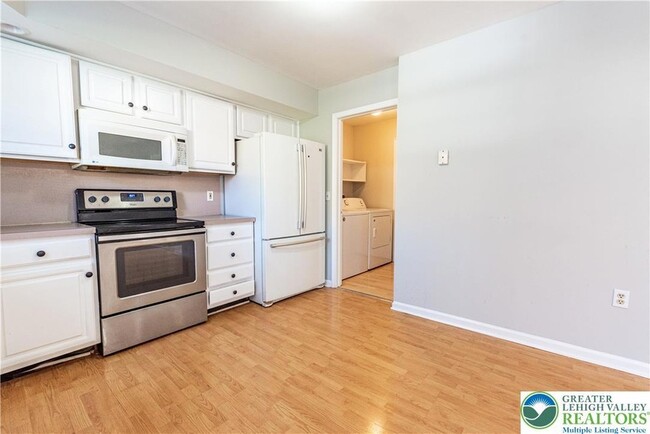 Foto del edificio - 2657 Tamlynn Ct