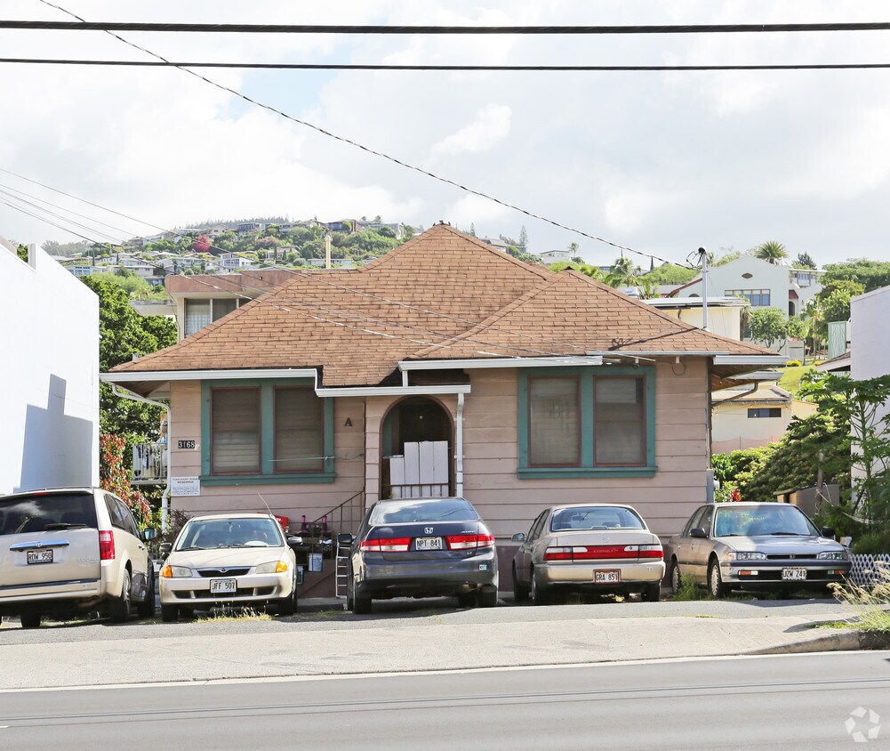Building Photo - 3168 Waialae Ave