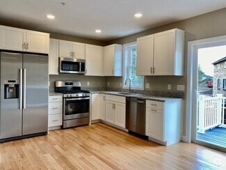 Building Photo - 7 Gorham St