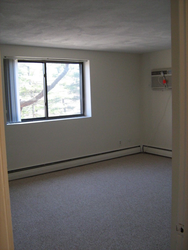 Hamilton Place Apartments Watertown, MA