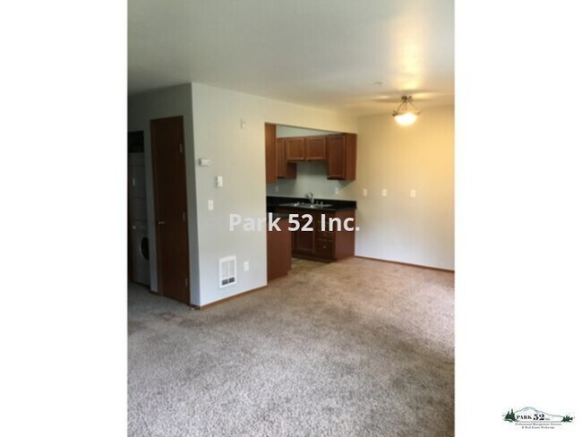 Foto del edificio - 630 N Prospect St
