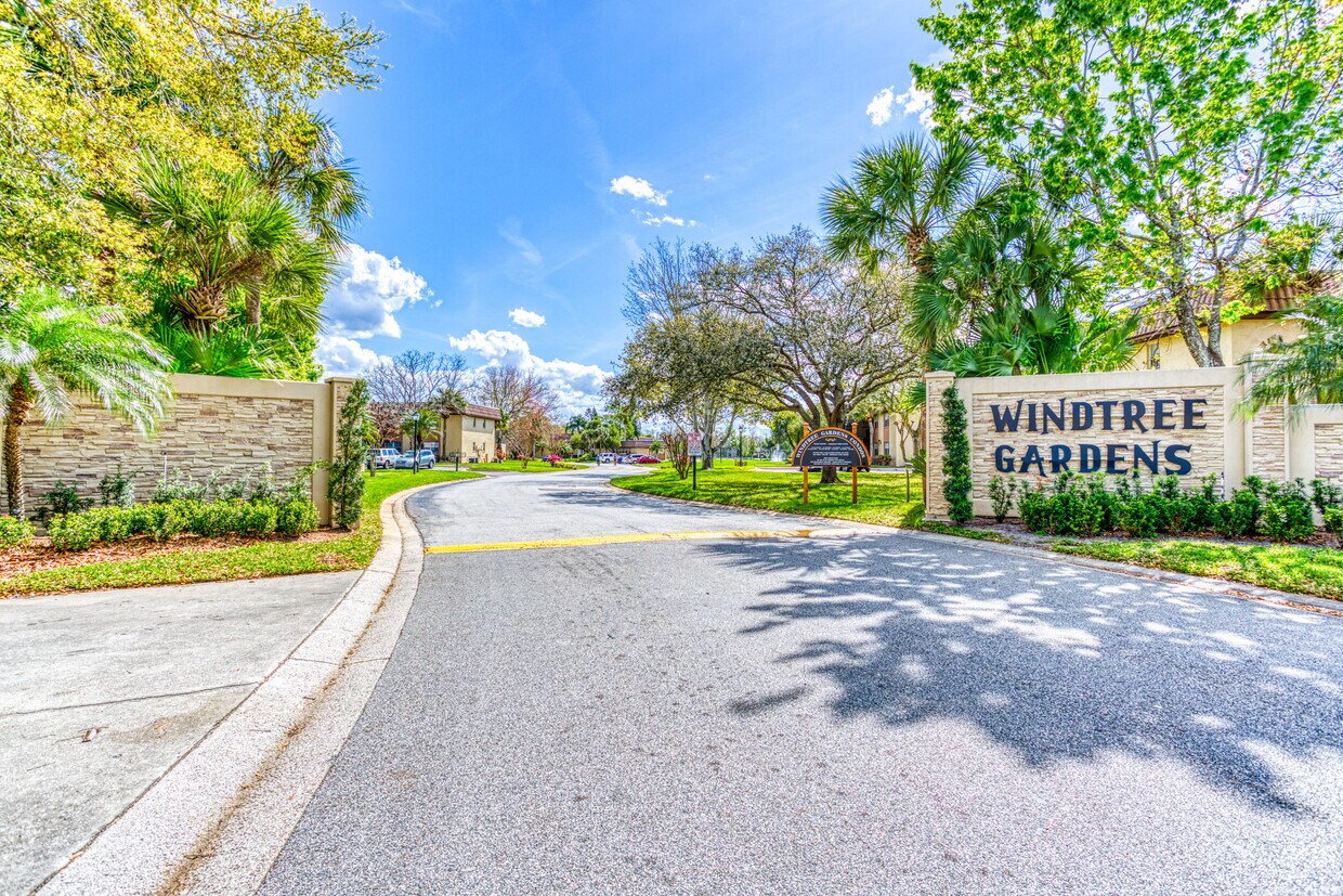 40 Windtree Ln, Winter Garden, FL 34787 Condo for Rent in Winter