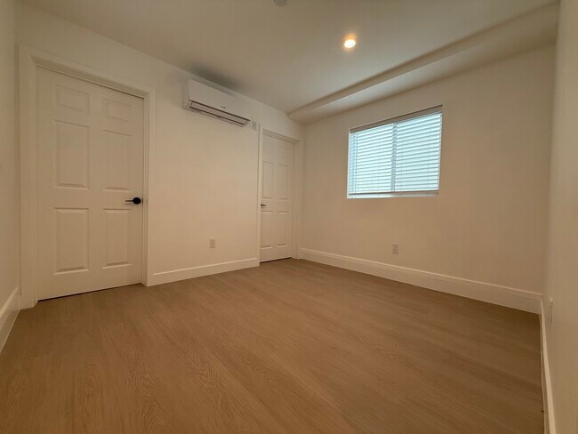 Foto del edificio - 6030 Colfax Ave