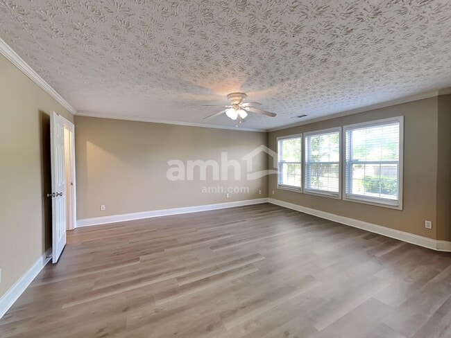 Building Photo - 1085 Campbell Gate Rd SE