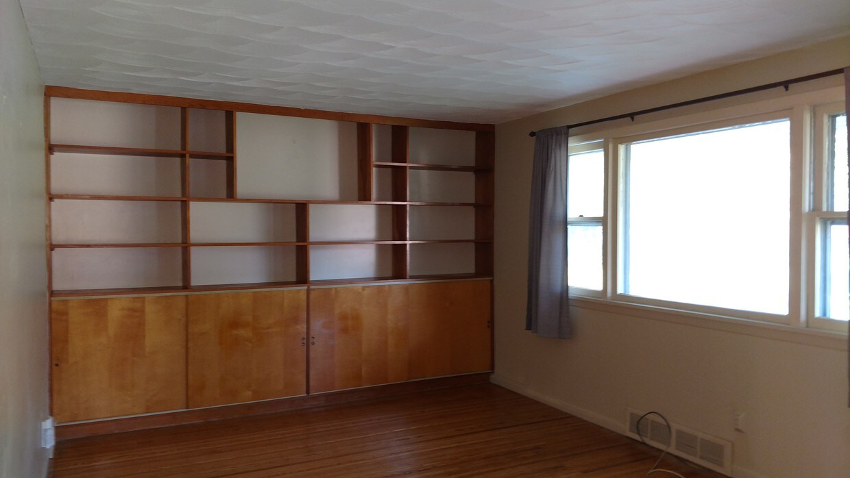 6086 E River Rd, West Henrietta, NY 14586 House Rental in West