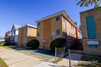 Building Photo - 8745 S Cottage Grove Ave