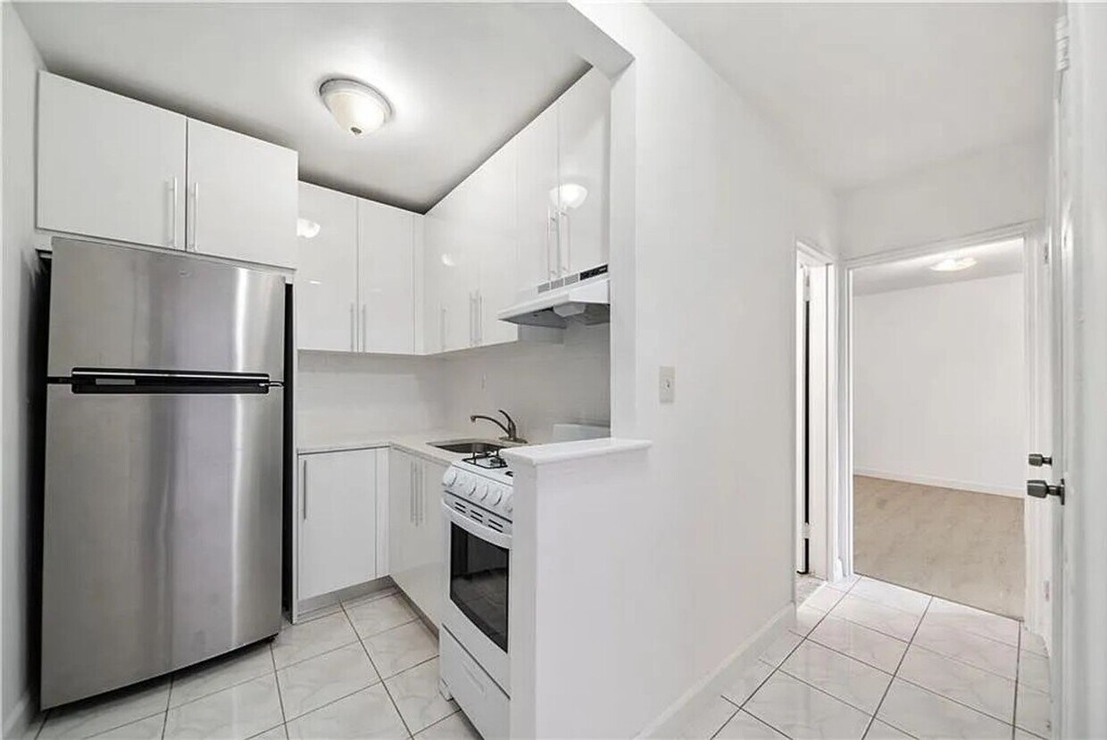 Primary Photo - Luxury 1 Bedroom 1 Bathroom