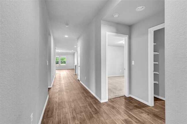 Building Photo - 13013 Brahmin Dr