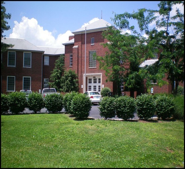 Foto del edificio - 471 Price Rd