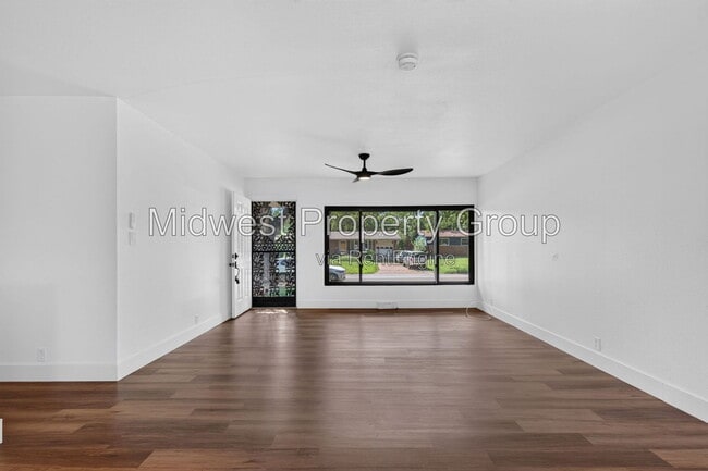 Building Photo - 10204 Edgefield Dr