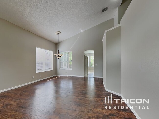 Foto del edificio - 2802 River Ridge Dr