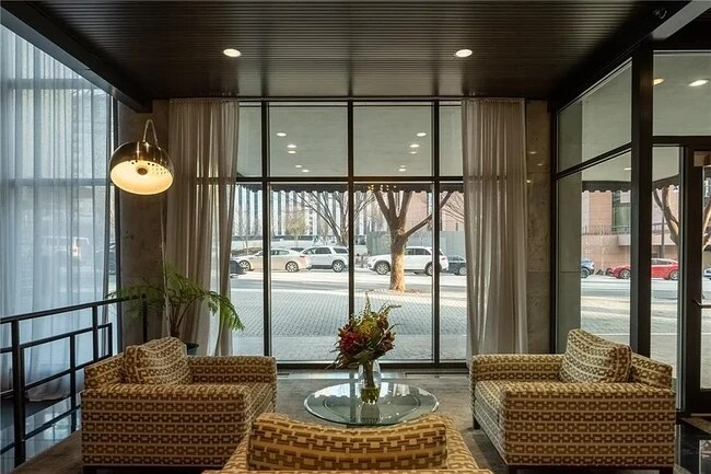 Foto del edificio - 620 Peachtree St NE