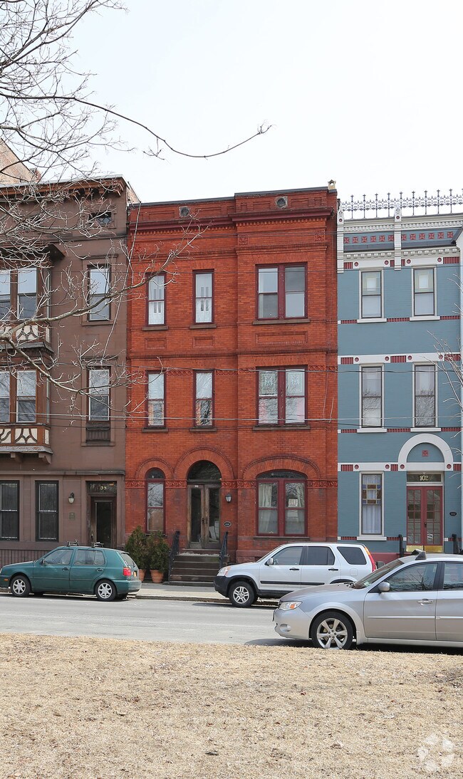100 Willett St, Albany, NY 12210 Apartments Albany, NY