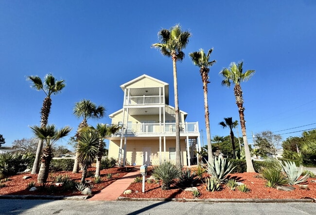 Building Photo - Bid-a-Wee Beach Gulf View -Long Term Rental!