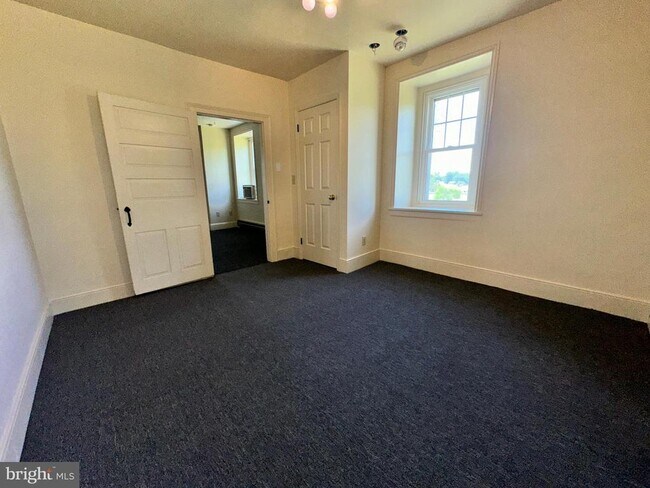 Foto del edificio - 224 Detweiler Rd