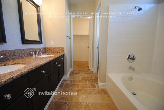 Foto del edificio - 895 Pathfinder Way