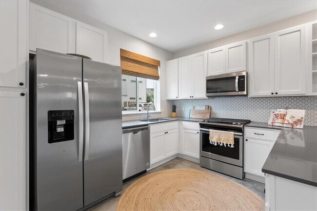 Foto del edificio - 801 N Bluff Dr