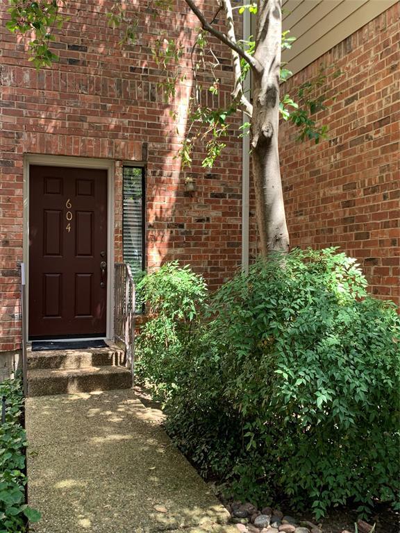 Foto principal - 5619 Preston Oaks Rd