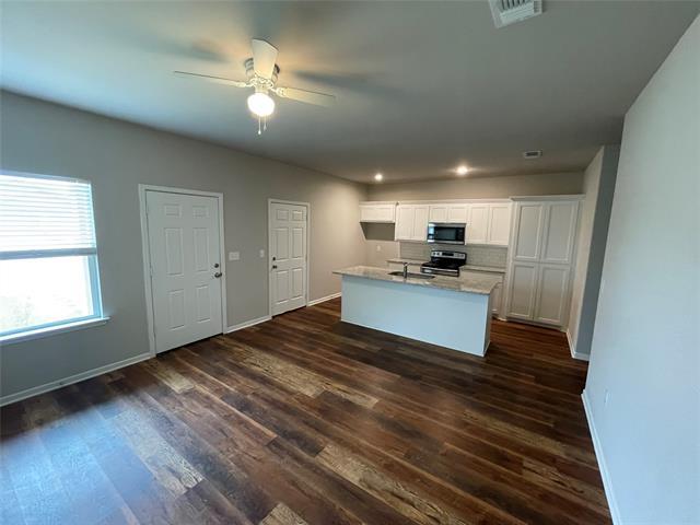 Foto del edificio - 2725 Ginger Ct