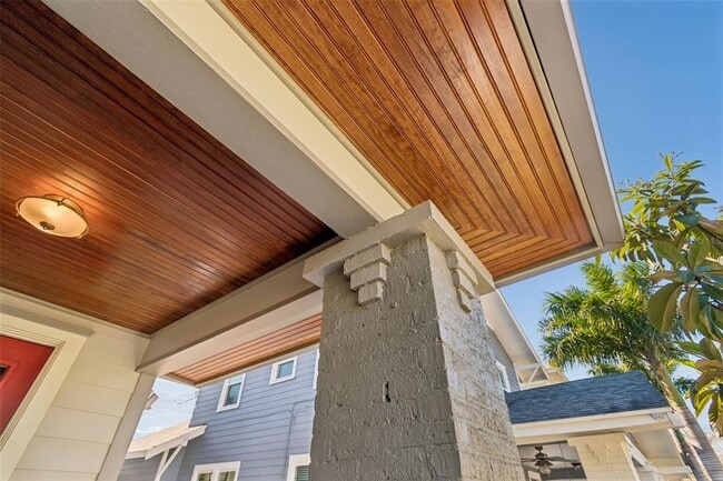 Building Photo - 344 21st Ave NE