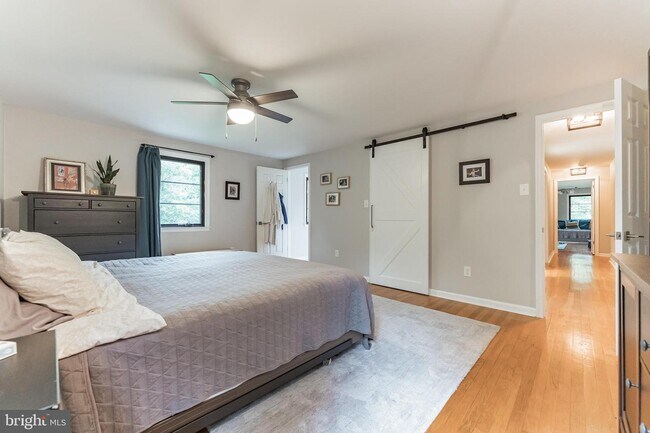 Building Photo - 6 Mill Race Pl