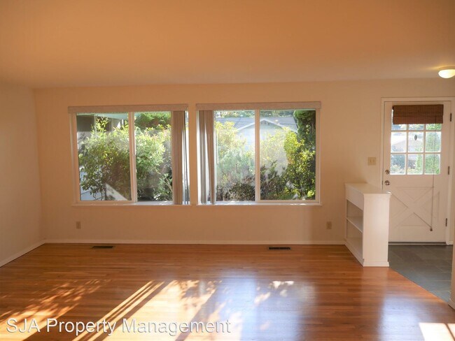 Foto del edificio - 3 br, 1.5 bath House - 12524 SE 53rd St.