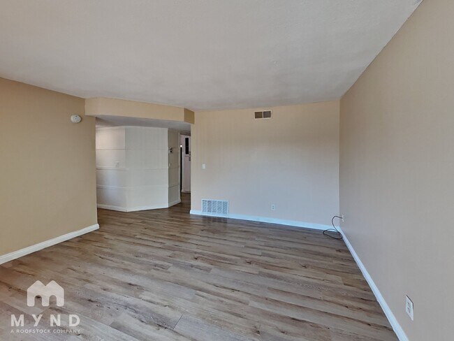 Foto del edificio - 6629 50th St