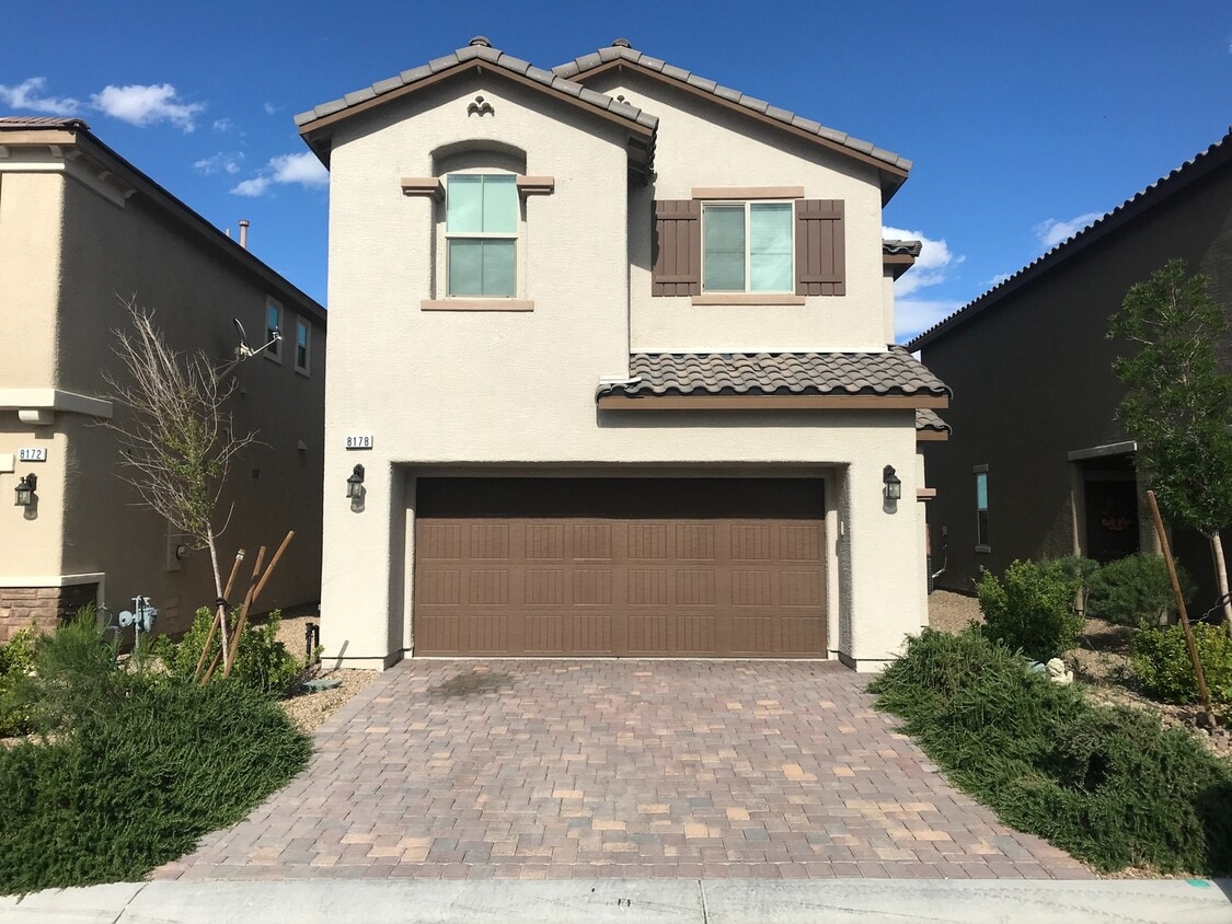 Foto principal - PERFECT 3 BED /2.5 BATH IN LAS VEGAS!