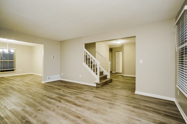 Foto del edificio - 1127 Crestview St