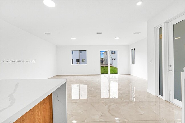 Building Photo - 22431 SW 125th Ave