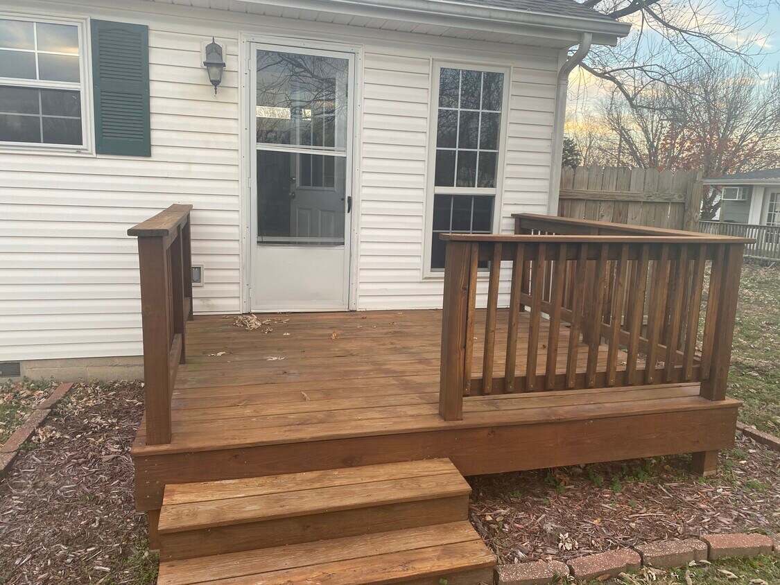 2409 Iron Gates Rd, Joplin, MO 64804 House for Rent in Joplin, MO