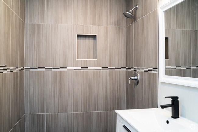 Renovated Stand Up Shower - New Country Club Estates