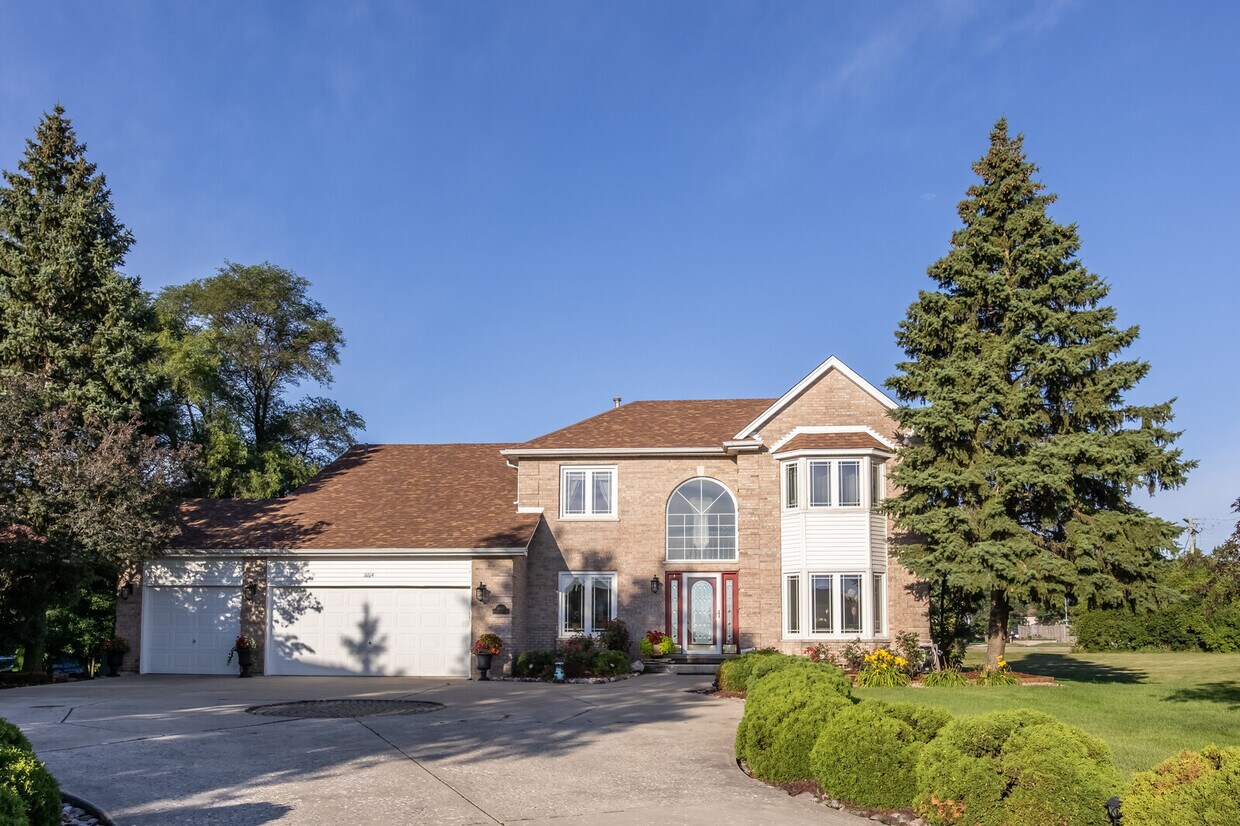 18614 Michael Dr, Hazel Crest, IL 60429 House Rental in Hazel Crest