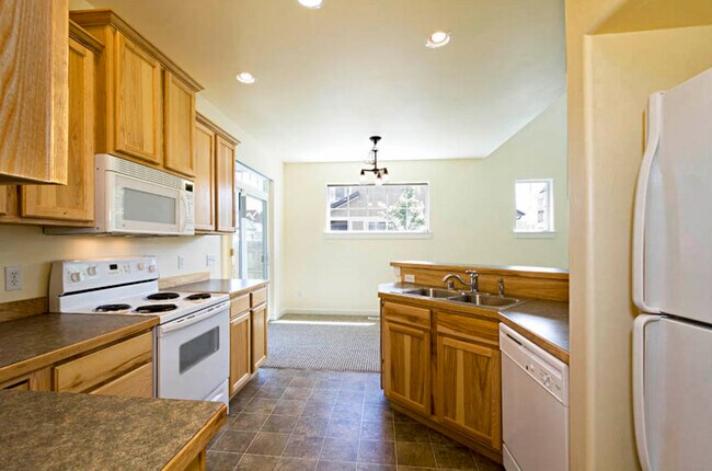 Foto del edificio - 3892 Equestrian Ln