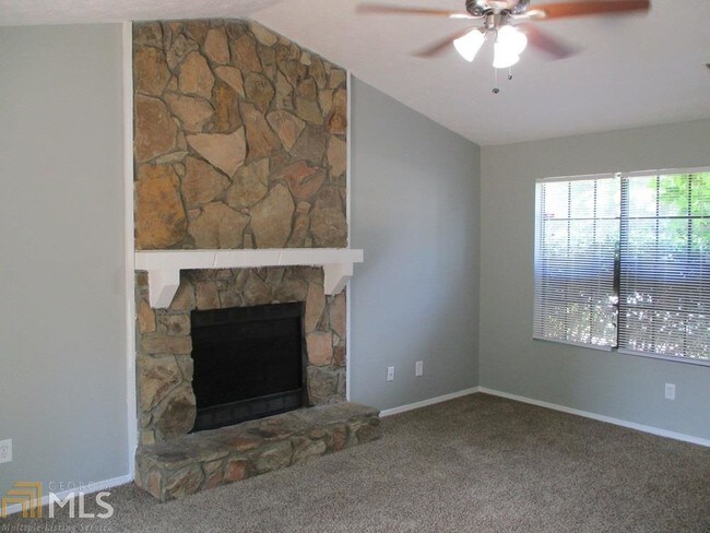 Building Photo - 8670 Brandon Hill Ln