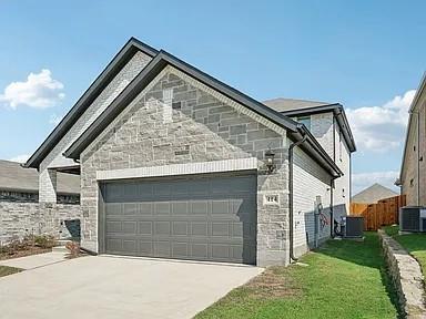 Building Photo - 414 Blanton St