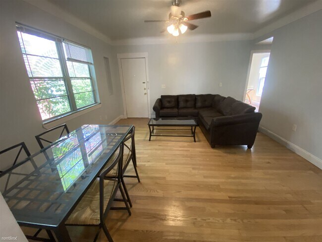 Building Photo - 4 br, 2 bath House - 414 S 1st St