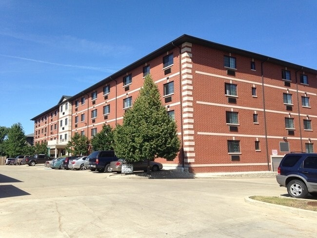 Building Photo - 3370 W Brooke Ave